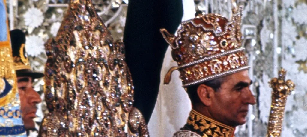 The Daria-i-Noor diamond, a name that translates to "Sea of Light," isn't just another gemstone. It's a historical artifact, a symbol of empire