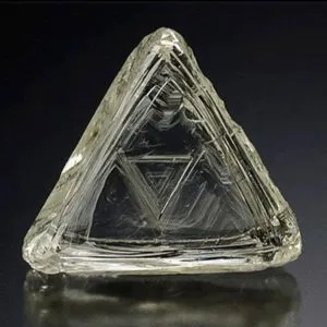 Unveiling the Macle, While we often admire their brilliance and clarity, the story of their formation is equally fascinating.