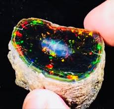 Opal in USA: Discovering America's Hidden Fire and Domestic Precious Opal Mines
